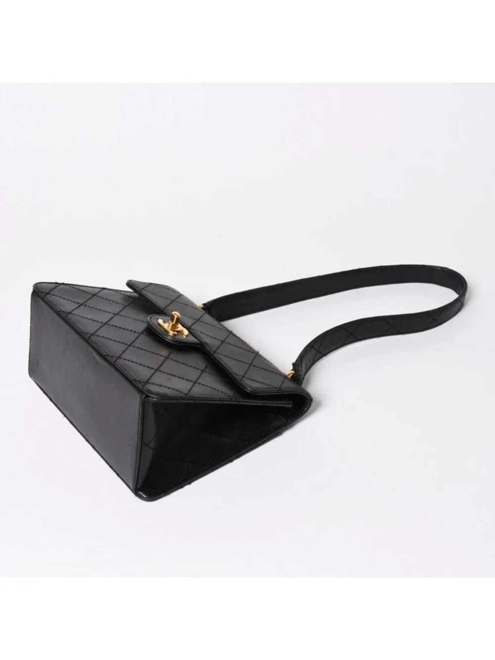Chanel Quilted Bag CC Logo Caviar Leather Black Gold